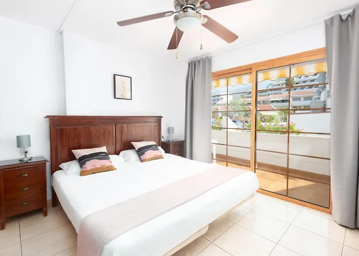 De 2 Con Piscina En شقة فندقية 3*