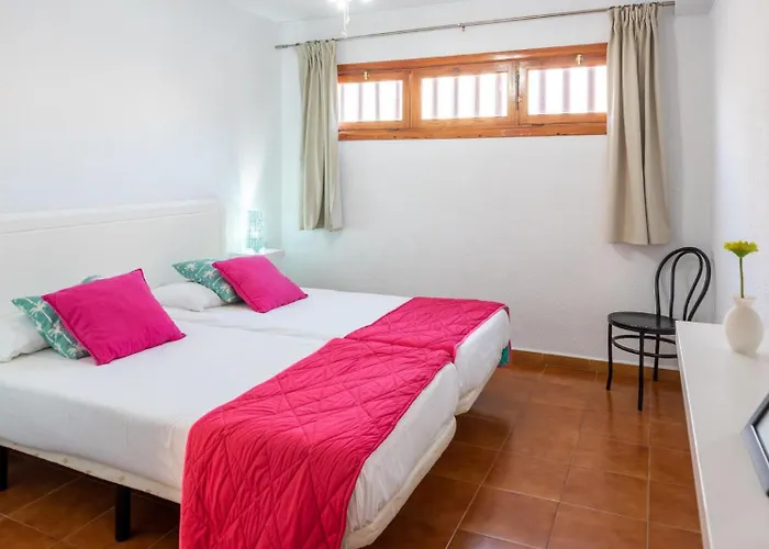 De 2 Con Piscina En شقة فندقية 3*