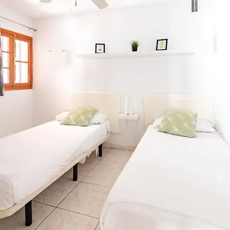 De 2 Con Piscina En Aparthotel 3*